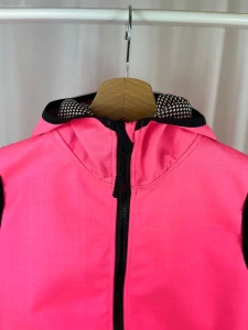 Softshellová vesta jaro/podzim- Neon